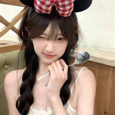 女友日